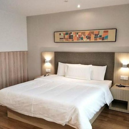 Hanting Hotel Shanghai Zhenping Rd Экстерьер фото